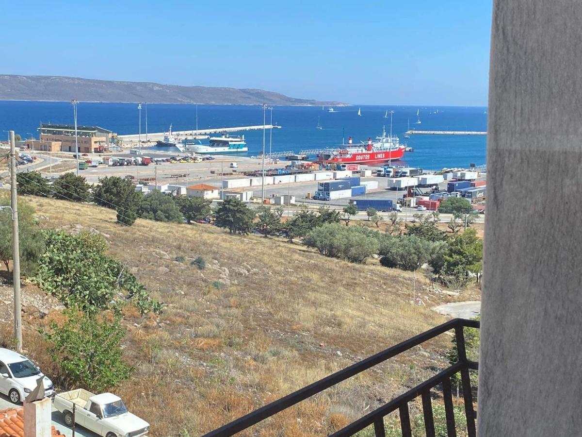 Lavrio 1Bdr Penthouse 7 Min On Foot From The Port Apartment Luaran gambar