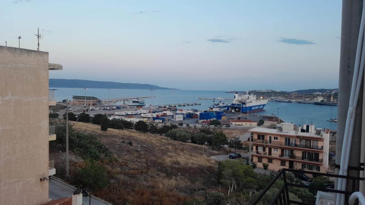 Lavrio 1Bdr Penthouse 7 Min On Foot From The Port Apartment Luaran gambar