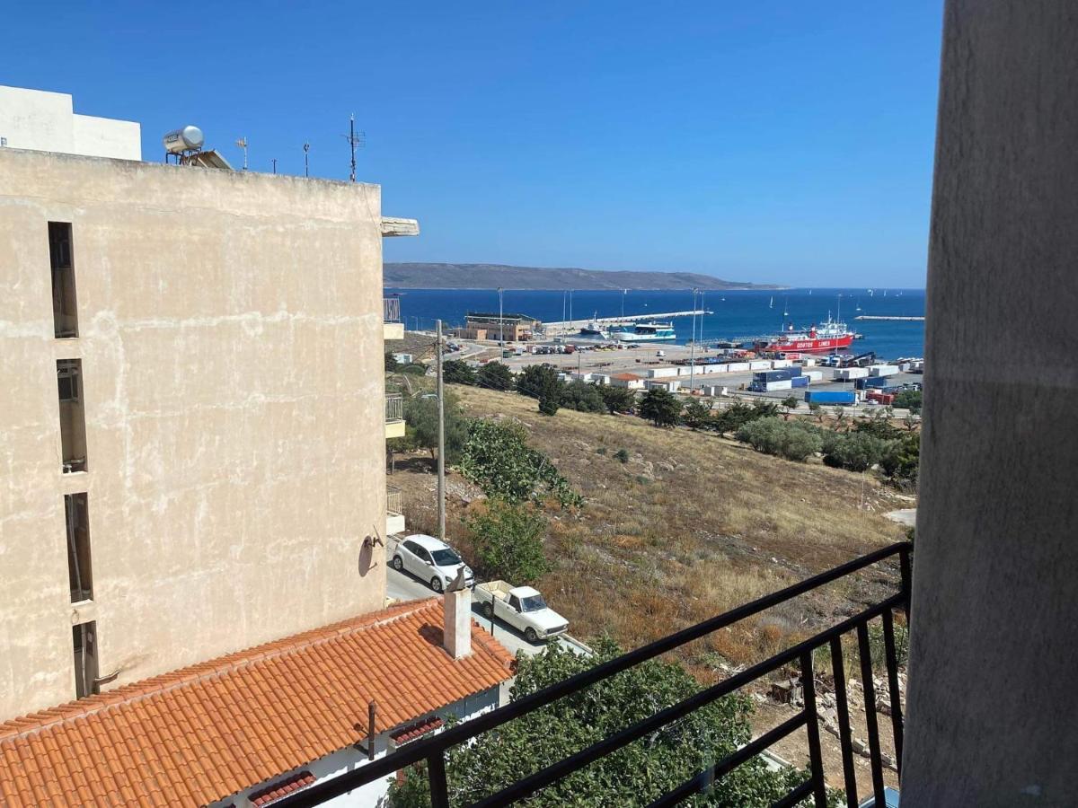 Lavrio 1Bdr Penthouse 7 Min On Foot From The Port Apartment Luaran gambar